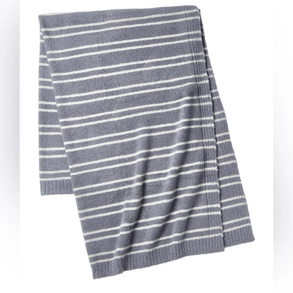 NWT Barefoot Dreams CozyChic double striped throw in moonbeam/cream- 45” x 60”